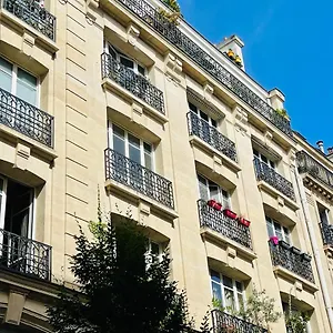 Centre Dernier Etage Vue Ascenseur Apartment
