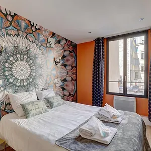127 Moshe - Superbe A Paris. Paris